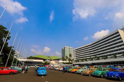 Sosialisasi 4 Pilar MPR RI dalam acara syukuran HUT ke-39 Volkswagen Beetle Club Indonesia (VBCI) di Kompleks Parlemen Senayan, Jakarta, Minggu (6/6/2021).