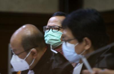 Terdakwa kasus suap izin ekspor benih lobster tahun 2020 Edhy Prabowo menjalani sidang lanjutan di Pengadilan Tipikor, Jakarta, Selasa (8/6/2021).
