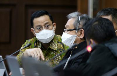 Terdakwa Mantan Menteri Sosial Juliari Peter Batubara menjalani sidang lanjutan di Pengadilan Tindak Pidana Korupsi (Tipikor) Jakarta, Rabu (9/6/2021).