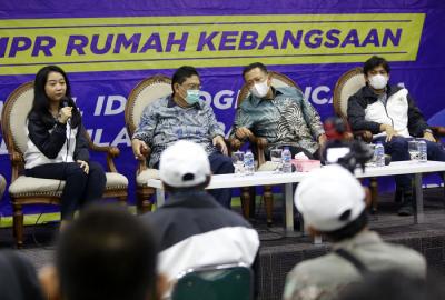 Konferensi pers mengenal turnamen catur di Media Center, Kompleks Parlemen MPR/DPR-DPD. Senayan, Jakarta Senin (14/6/2021).