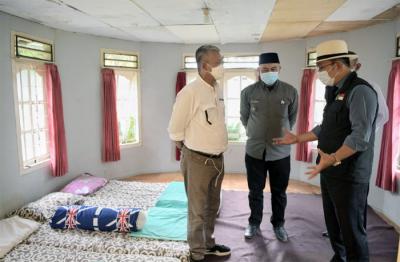 Gubernur Jawa Barat Ridwan Kamil saat meninjau RSUD Sayang Cianjur, Kabupaten Cianjur, Jawa Barat, Selasa (22/6/2021).