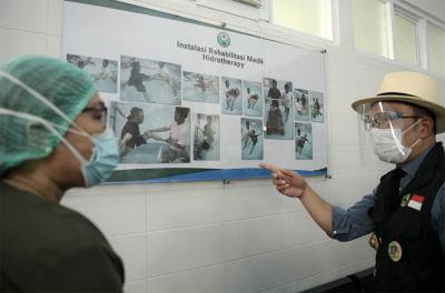 Gubernur Jawa Barat Ridwan Kamil saat meninjau RSUD Sayang Cianjur, Kabupaten Cianjur, Jawa Barat, Selasa (22/6/2021).