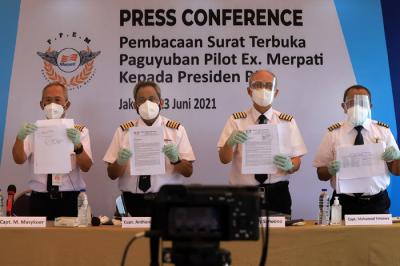 Press Conference Pembacaan Surat Terbuka PPEM kepada Presiden Joko Widodo di Jakarta, Rabu (23/6/2021).