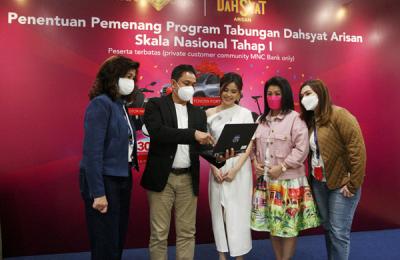 Acara penentuan pemenang Program Tabungan Dahsyat Arisan Skala Nasional oleh MNC Bank di Gedung iNews Tower, Jakarta, Jumat (2/7/2021).