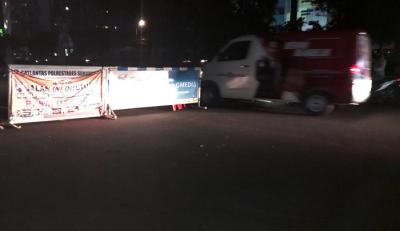 Sejumlah ruas jalan protokol di Kota Semarang, Jawa Tengah, tampak dalam kondisi gelap, Rabu (14/7/2021) malam.