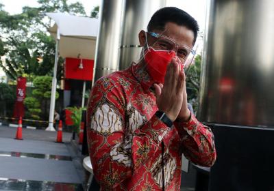 Plt Bupati Bandung Barat Hengky Kurniawan usai menjalani pemeriksaan di Gedung Merah Putih KPK Kuningan, Jakarta, Selasa (27/7/2021).