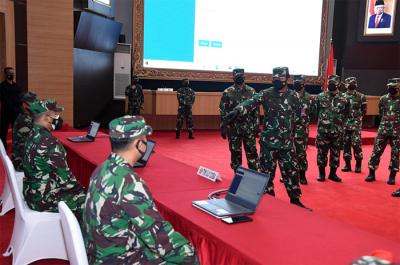 Panglima TNI berharap mulai minggu depan para tenaga Tracer Digital dan Tracer Lapangan dari TNI sudah dapat berjalan dengan baik.