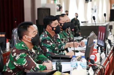 Sidang Pantukhir terpusat penerimaan Taruna dan Taruni Akademi TNI TA 2021 di Gedung Lily Rochli, Akademi Militer, Magelang, Jawa Tengah, Rabu (28/7/2021).