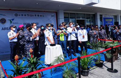 PT Pelindo IV menggelar vaksinasi massal dengan menargetkan 3.000 orang yang akan divaksin di Pelabuhan Soekarno-Hatta, Makassar, Rabu, (28/7/2021).