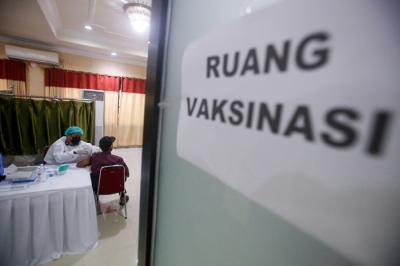 Vaksinasi Covid-19 di Gedung Pusat Dakwah Muhammadiyah, Menteng, Jakarta Pusat, Kamis (29/7/2021).
