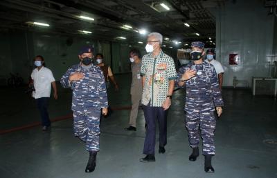 KRI dr Soeharso-990  yang bersandar di Pelabuhan Tanjung Emas Semarang, Jawa Tengah, Rabu (28/7/2021).