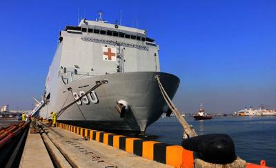 KRI dr Soeharso-990  yang bersandar di Pelabuhan Tanjung Emas Semarang, Jawa Tengah, Rabu (28/7/2021).
