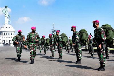 Keberangkatan prajurit Korps Marinir TNI AL ke daerah penugasan tersebut dilepas oleh Komandan Pasmar 2 Brigjen TNI (Mar) Ipung Purwadi.