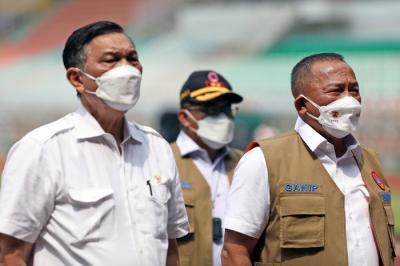Pelaksanaan percepatan vaksinasi di Stadion Pakansari, Bogor, Jawa Barat, Sabtu (14/8/2021).
