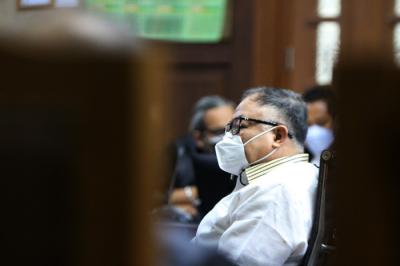 Sidang perdana mantan Dirut PT Asabri di Pengadilan Tindak Pidana Korupsi (Tipikor), Jakarta, Senin (16/8/2021).