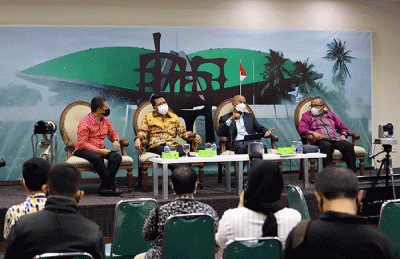 Diskusi forum legislasi di media center, Nusantara III, kompleks parlemen MPR/DPR-DPD, Senayan, Jakarta, Selasa (24/8/2021).