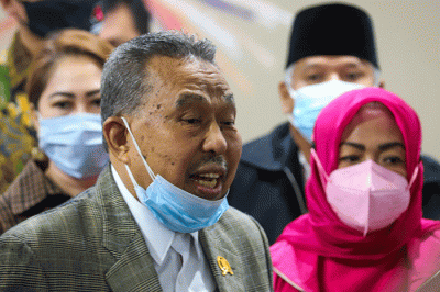 Anies bersikeras menggelar Formula E, akan memicu lonjakan penularan virus kembali di Jakarta.