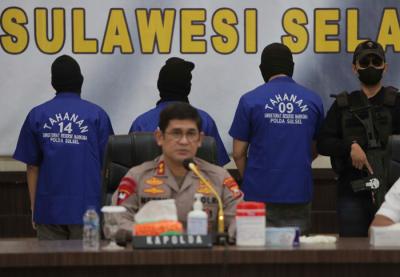 Giat rilis kasus pengedaran Narkoba jenis Sabu dan Ekstasi di Mapolda Sulsel, Makassar, Selasa (31/8/2021).