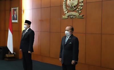 Pelantikan Pengganti Antara Waktu (PAW) masa jabatan 2019-2024 di Kompleks Parlemen, Senayan, Jakarta, Rabu (1/9/2021).
