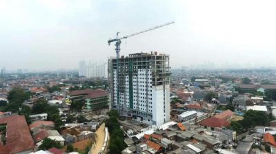 Topping Off proyek Revitalisasi Rusun Cipinang Besar Utara (Cibesut), Jakarta Timur, Selasa, (31/8/2021).