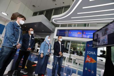 XL Axiata dalam menyambut Hari Pelanggan Nasional 2021 mengusung tema Kado Pelanggan #darirumah dengan memberikan sejumlah penawaran khusus untuk pelanggan.