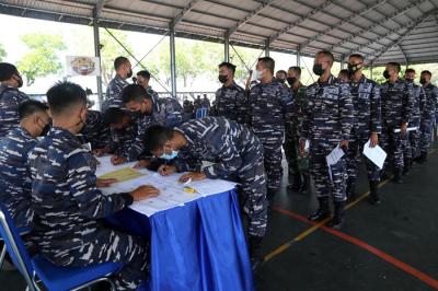 Pelaksanaan donor darah bertema 