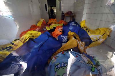 Puluhan jenazah Lapas Tangerang saat diidentifikasi di RSUD Kabupaten Tangerang, Banten, Rabu (8/9/2021).