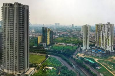 Deretan Gedung-gedung apartemen terlihat dari ketinggian di Kawasan Rasuna Said, Jakarta Selatan, Rabu (8/9/2021).