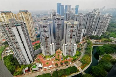 Deretan Gedung-gedung apartemen terlihat dari ketinggian di Kawasan Rasuna Said, Jakarta Selatan, Rabu (8/9/2021).