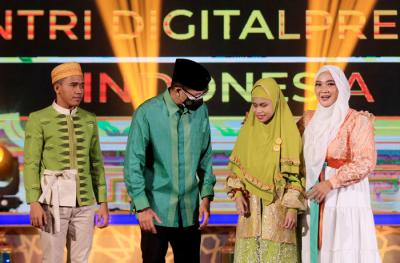Menparekraf Sandiaga Salahudin Uno meluncurkan program Santri Digitalpreneur Indonesia di Jakarta, Senin (13/09/2021) malam.