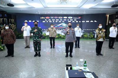 Panglima TNI Marsekal TNI Hadi Tjahjanto menghadiri acara launching aplikasi ASAP Digital di Mabes Polri Jakarta Selatan, Rabu (15/9/2021).