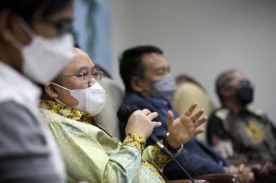Diskusi Dialektika Demokrasi di Media Center Gedung Nusantara III, Kompleks Parlemen MPR/DPR-DPD, Senayan, Jakarta, Kamis (16/9/2021).