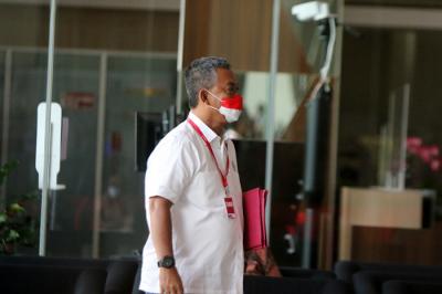 Ketua DPRD DKI Jakarta, Prasetyo Edi Marsudi saat tiba di Gedung Komisi Pemberantasan Korupsi (KPK), kuningan, Jakarta,  Selasa (21/9/2021).