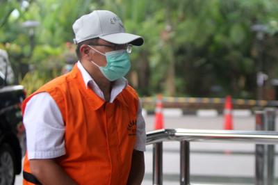 Tersangka Kontraktor Firjan Taufan menjalani pemeriksaaan lanjutan di Gedung KPK Merah Putih, Jakarta, Selasa (21/9/2021).