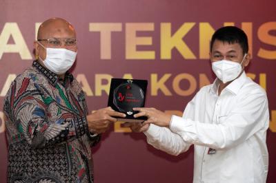 Pelaksanaan bimbingan teknis program antikorupsi, kerjasama KPU dengan KPK di Jakarta, Selasa (28/9/2021).