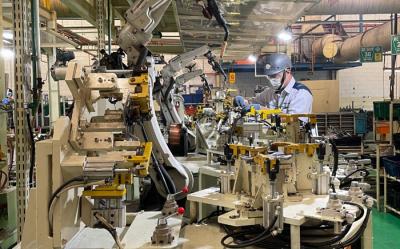 PT Dharma Polimetal, perusahaan manufaktur komponen otomotif milik Triputra Group, terus melengkapi fasilitas produksi mereka dengan teknologi termutakhir.