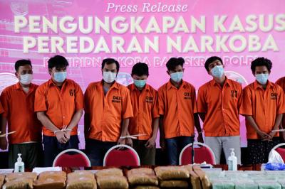 Pengungkapan peredaran Narkotika jaringan Sumatera Barat-Jakarta-Bogor di Badan Reserse Kriminal Polri, Jakarta Selatan, Senin (4/10/2021).