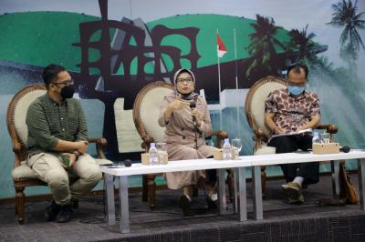 Diskusi Forum Legislasi di Media Center, Nusantara III, Kompleks Parlemen MPR/DPR-DPD, Senayan, Jakarta, Selasa (5/10/2021).