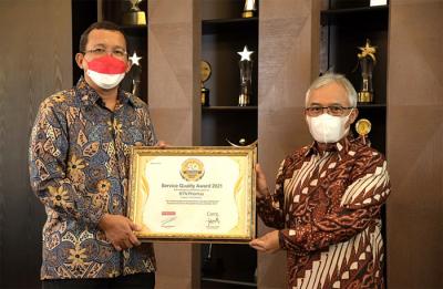 Bank BTN raih Penghargaan Best Priority Banking di ajang Service and Quality Award 2021 di Jakarta, Rabu (6/10/2021).