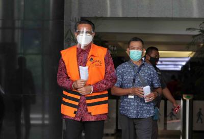 Terdakwa Gubernur Sulawesi Selatan (nonaktif) Nurdin Abdullah usai menjalani sidang lanjutan secara Virtual di Gedung KPK, Jakarta, Rabu (6/10/2021).