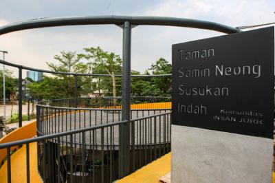 Suasana Taman Maju Bersama Samin Neong yang sudah rampung di Susukan Indah, Pasar Rebo, Cicaras, Jakarta Timur, Rabu (6/10/2021).