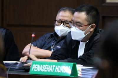 Terdakwa mantan Dirut PT Asabri periode 2011-2016 Mayjen Purn Adam Rachmat Damiri menjalani sidang lanjutan di pengadilan Tipikor, Jakarta, Selasa (12/10/2021).