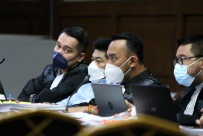 Terdakwa Heru Hidayat menjalani sidang lanjutan di Pengadilan Tipikor, Jakarta, Rabu (13/10/2021).