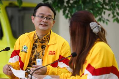 Keterangan pers terkait rangkaian HUT ke-57 Partai Golkar dengan tema Bersatu untuk Menang di Jakarta, Senin (18/10/2021).