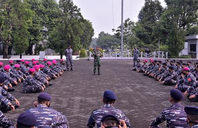 Panglima TNI Marsekal TNI Hadi Tjahjanto kembali mengerahkan 200 Tenaga Kesehatan (Nakes) Vaksinator ke wilayah Aglomerasi Kabupaten Bogor.