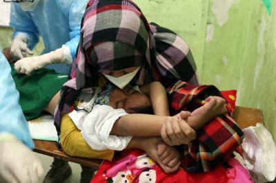 Khitanan Massal yang digelar BKRSFK bersama Puspas Unair, di Yayasan SDI Himmatun Ayat, Tegalsari, Surabaya, Minggu (24/10/2021).