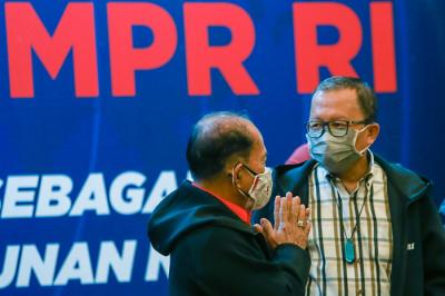 Diskusi bertemakan Haluan Negara sebagai kaidah penuntun pembangunan nasional di Bandung, Jawa Barat, Sabtu (23/10/2021).