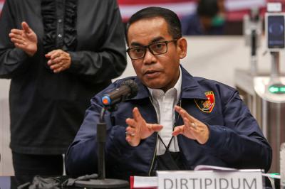 Bareskrim Polri bongkar aplikasi judi online sekaligus penyedia tayangan live streaming prostitusi di Jakarta, Selasa (26/10/2021).