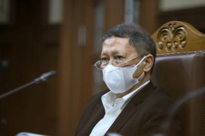 Terdakwa Mantan Direktur Utama PT Pelindo II Richard Joost Lino menjalani sidang lanjutan di Pengadilan Tipikor, Jakarta,  Rabu (27/10/2021).