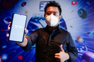 Founder dan CEO Fantastis Anak Bangsa Fritz Bonny Tobing memberikan keterangan saat acara ulang tahun ke-10 FAB di Jakarta, Kamis (28/10/2021).